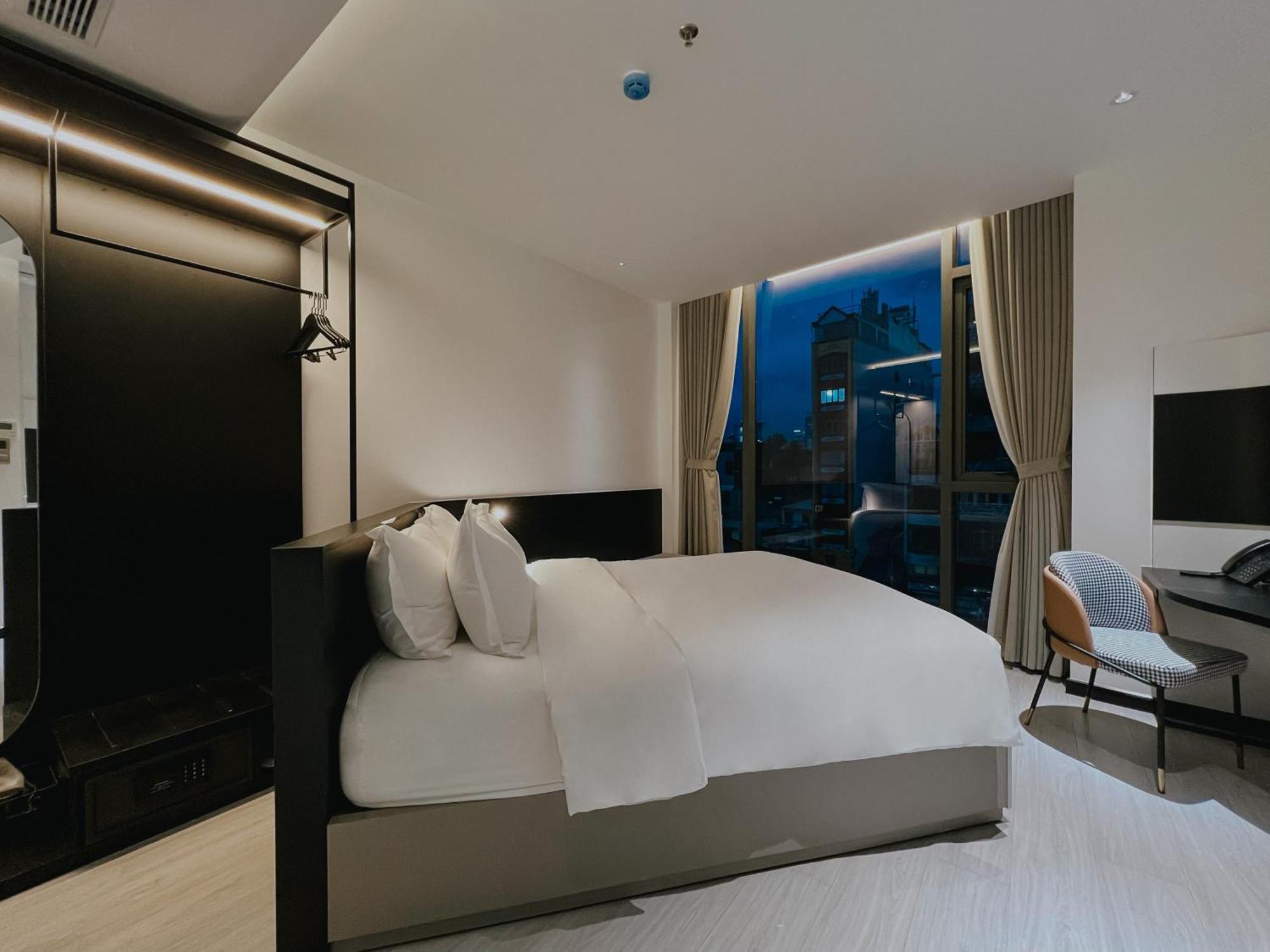 The Concept Hotel Hcmc- District 1 Ho Si Minh-város Szoba fotó