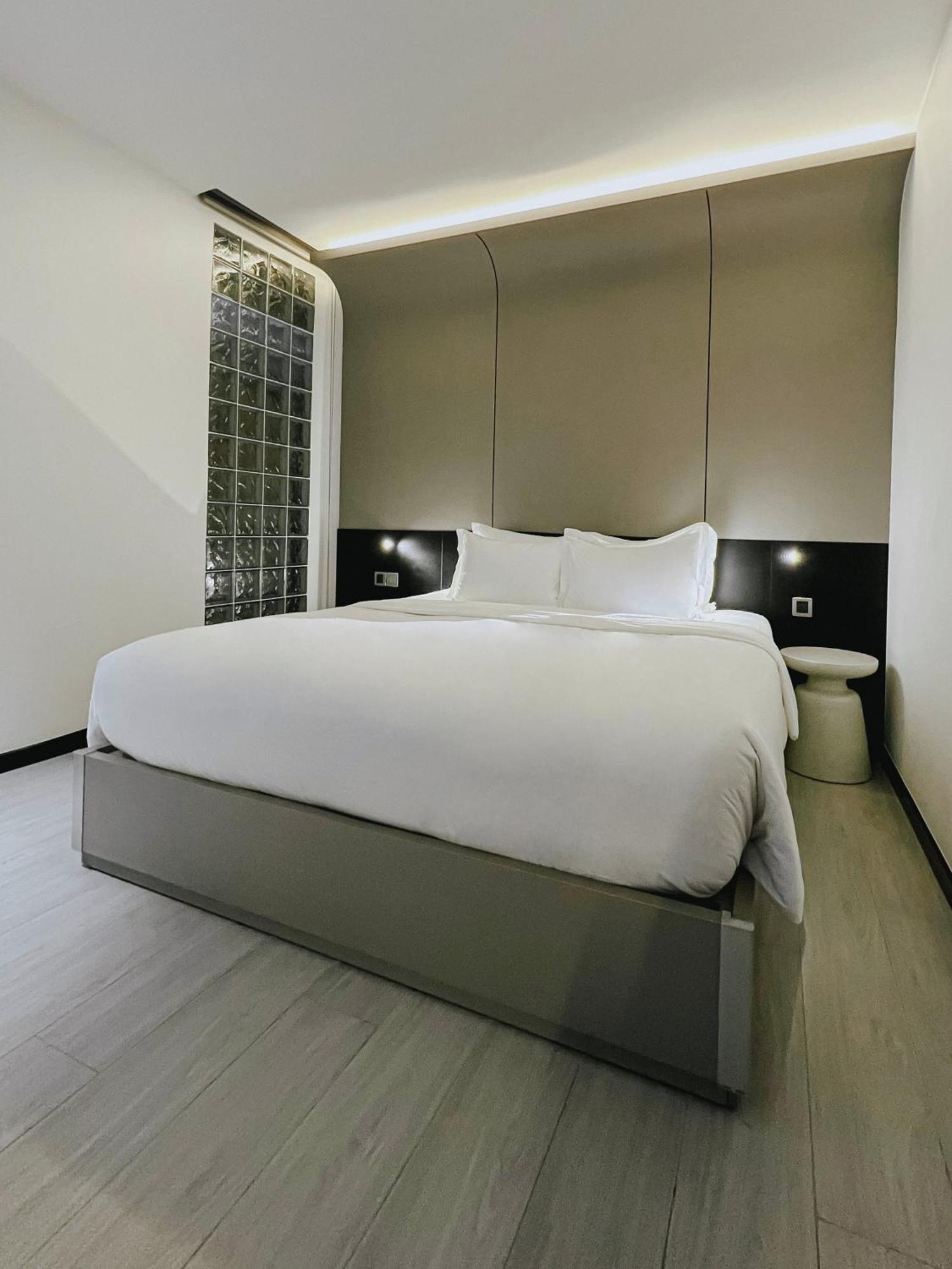 The Concept Hotel Hcmc- District 1 Ho Si Minh-város Szoba fotó